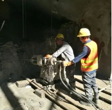 微山水下抗分散灌浆料特点 水下不分散注浆料介绍